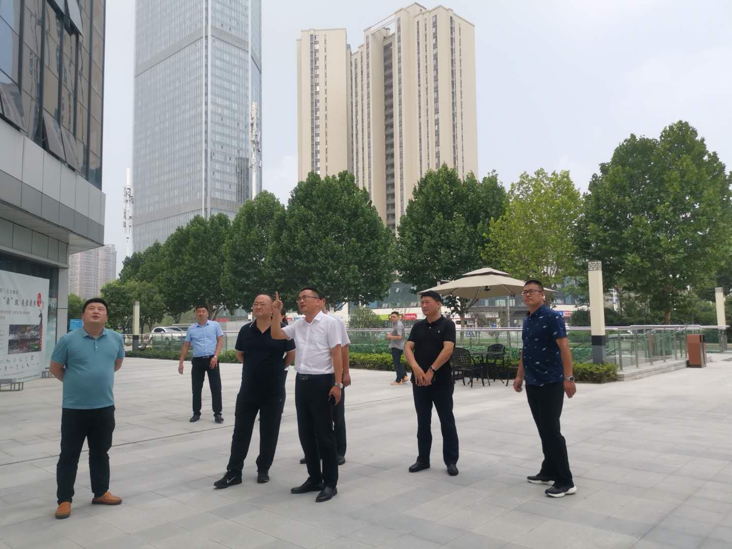 莱西文旅招商团队莅临云顶集团中心考察指导