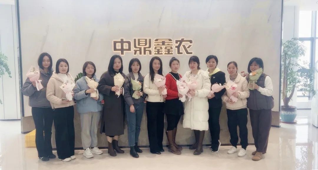 宠爱女神节，云顶集团集团送出花海与甜蜜惊喜！